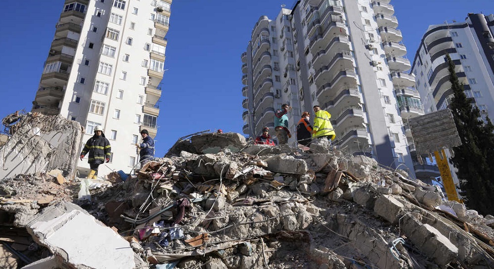 Mbi 34 miliarde dollare deme nga termetet ne Turqi sipas Bankes Boterore